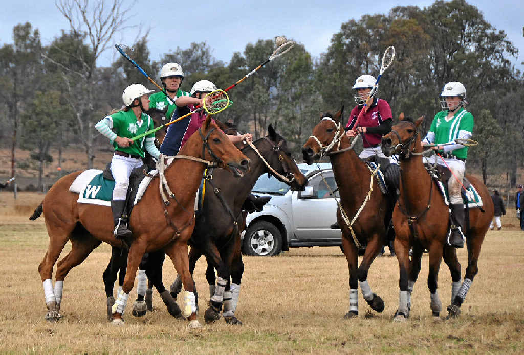“Where is the ball?” could be the question in a game between Warwick and Tansey.